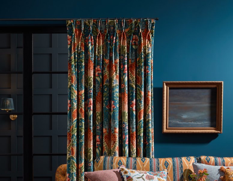 Curtains with creativity and style